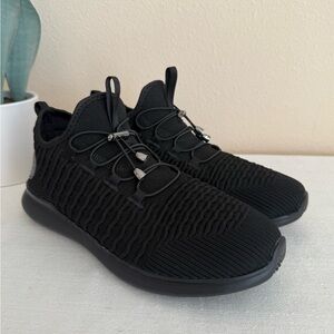 Propet Black Knit Casual Sneakers
